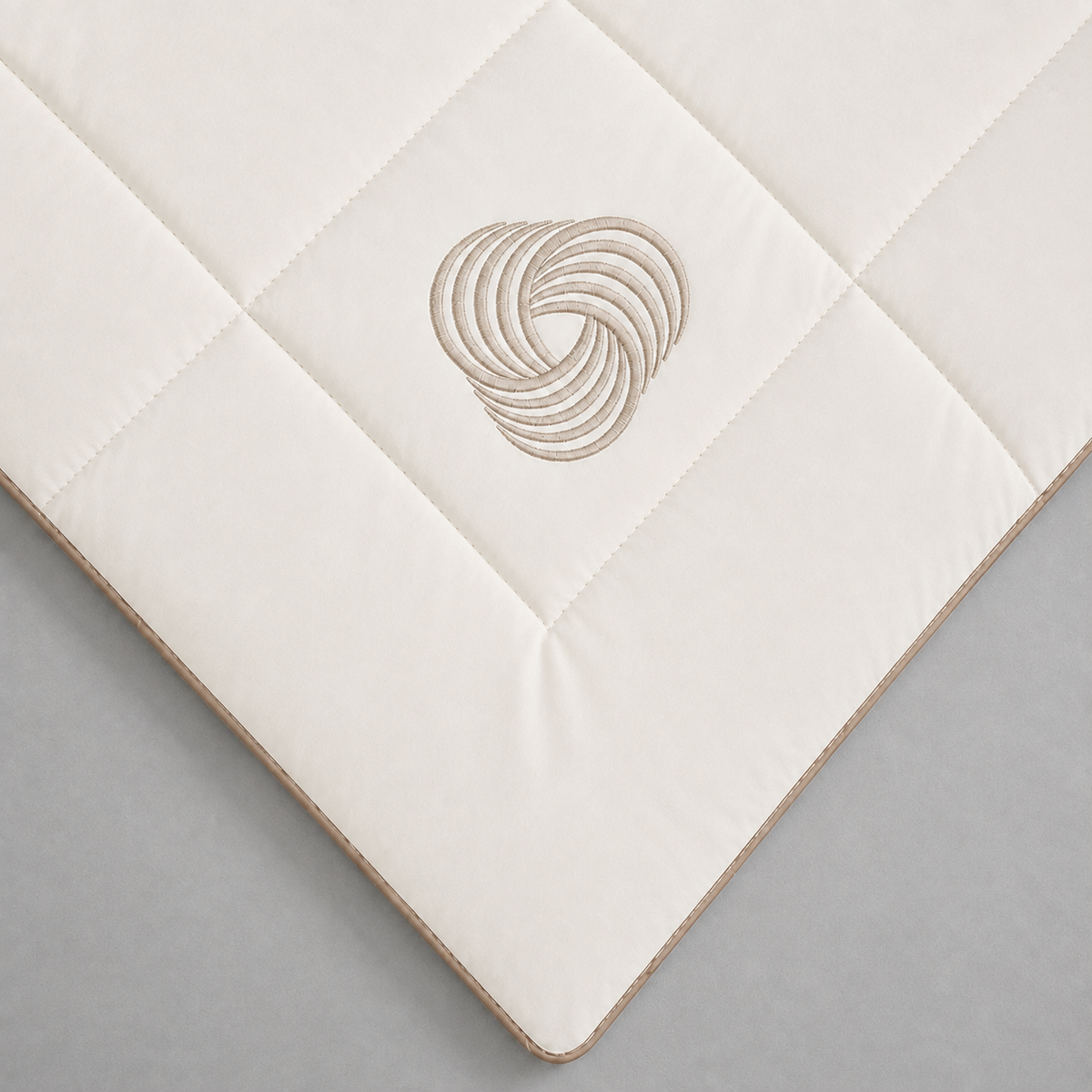 NAUTICA HOME Sea Breeze 100% Doğal İngiliz Yünü Yorgan